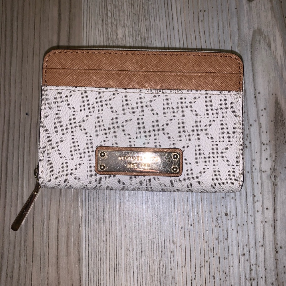 Lightly used Michael Kors Wallet